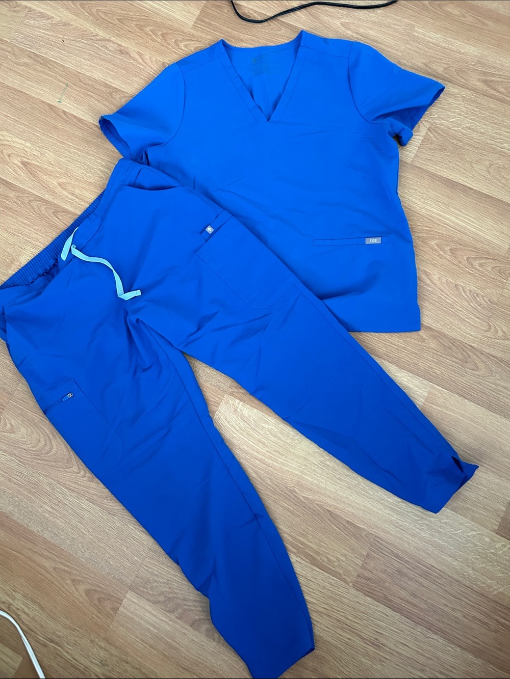 Figs Royal Blue Women's Scrub Set - Track Pants & V-Neck Top